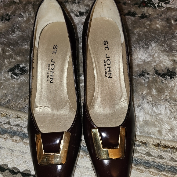ST. JOHN Gorgeous Brown and Gold Heels 8.5AA - Picture 6 of 6